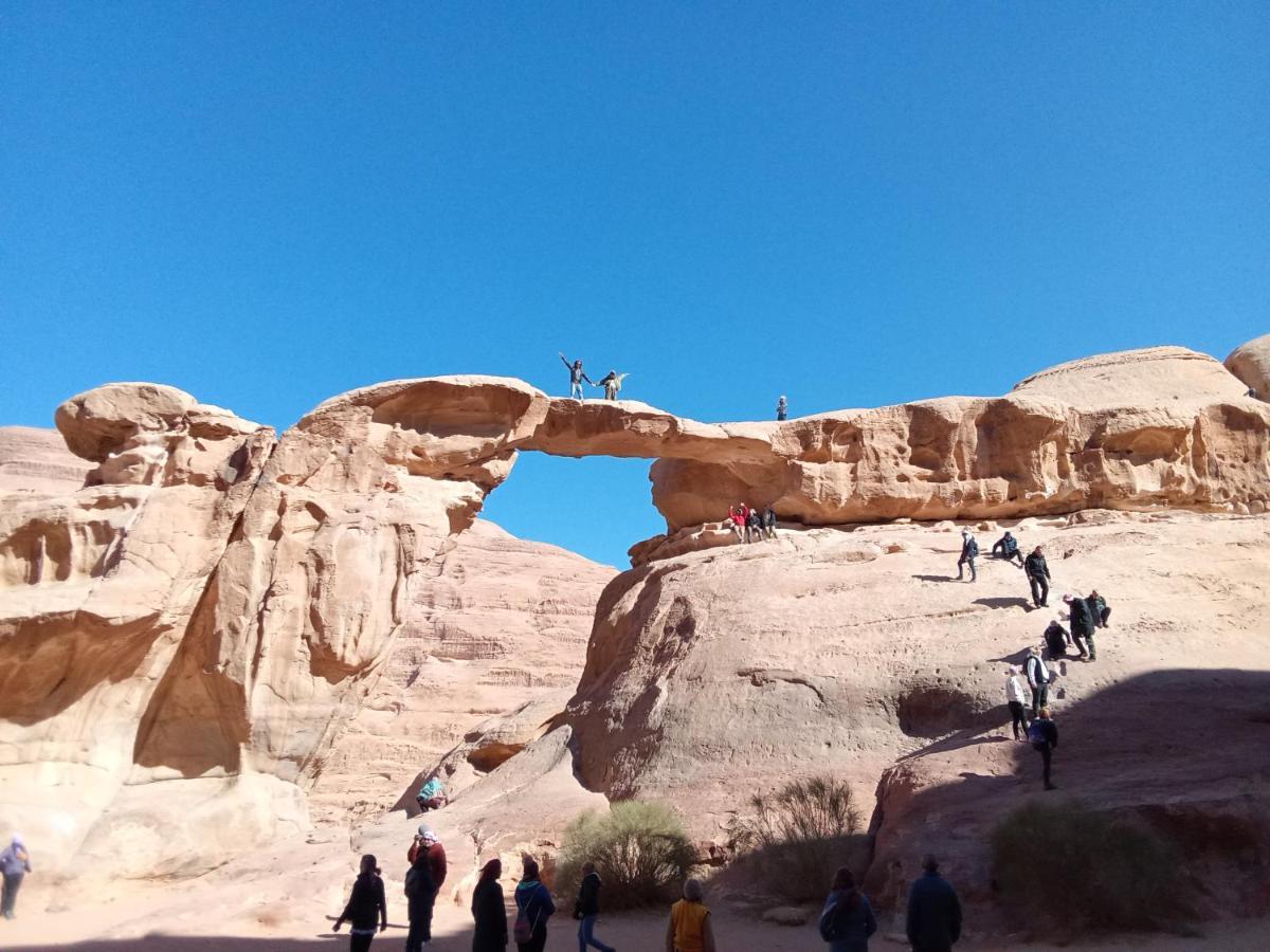 Star Magic Camp Hotel Wadi Rum Exterior photo