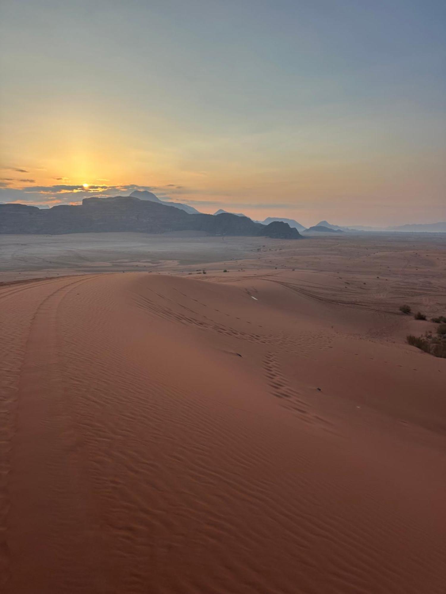 Star Magic Camp Hotel Wadi Rum Exterior photo