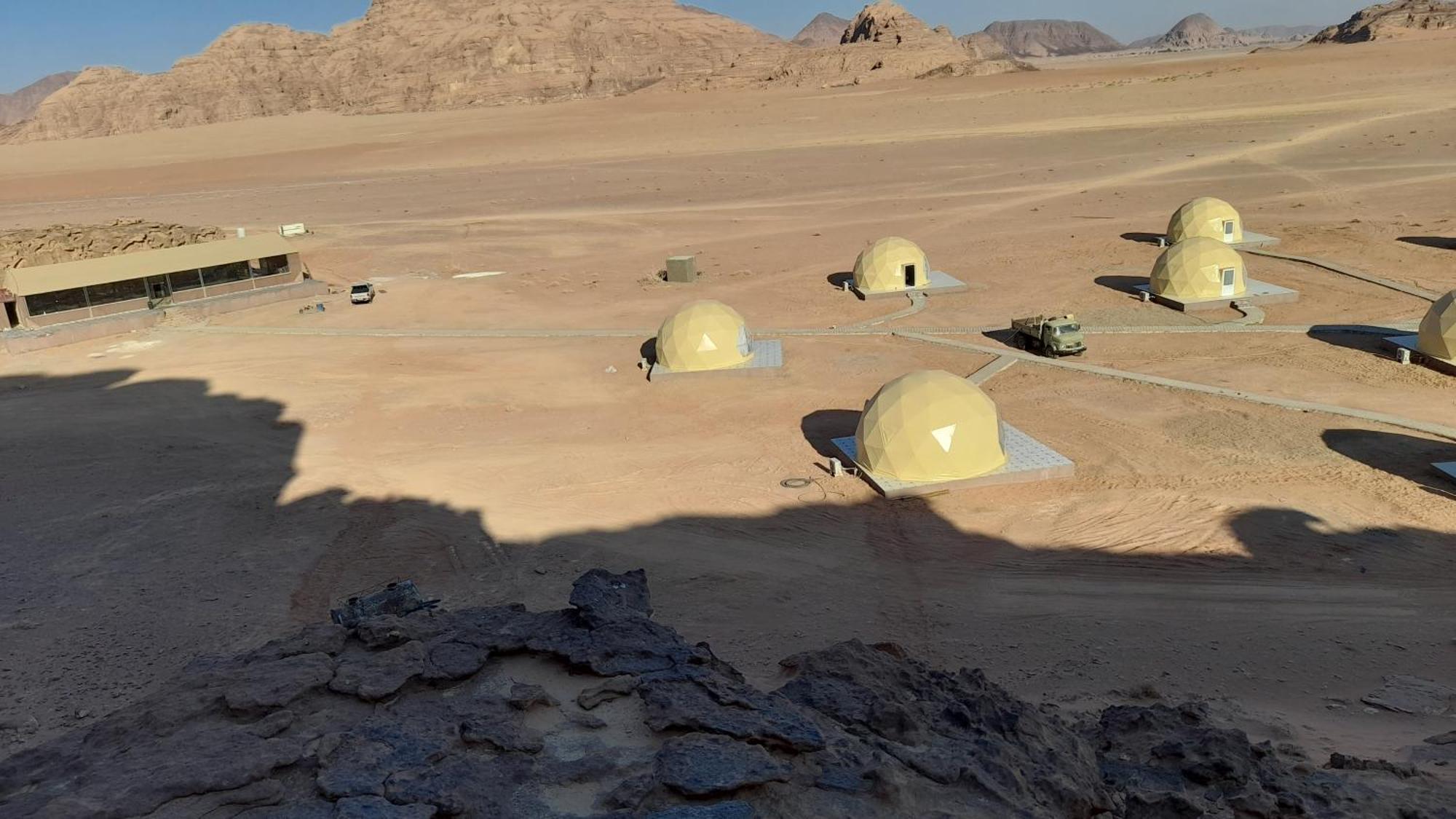 Star Magic Camp Hotel Wadi Rum Exterior photo